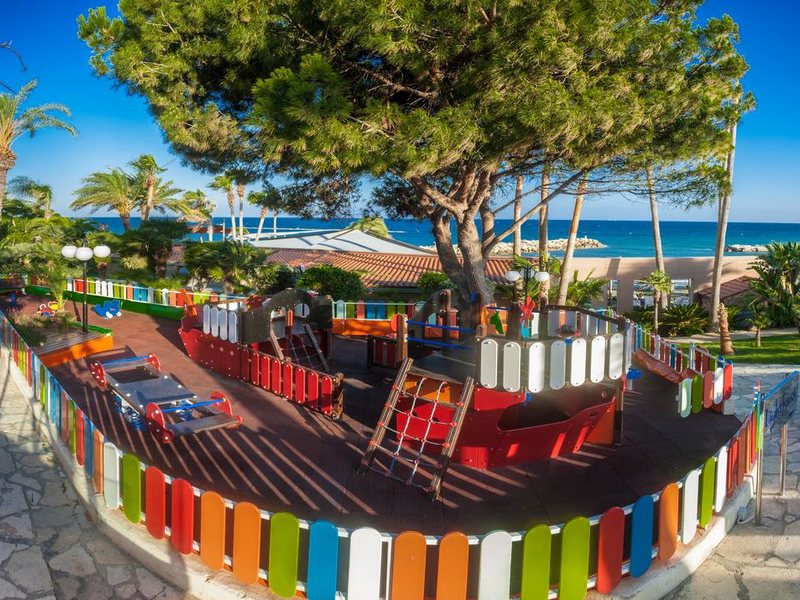 Amathus Beach Hotel 204454