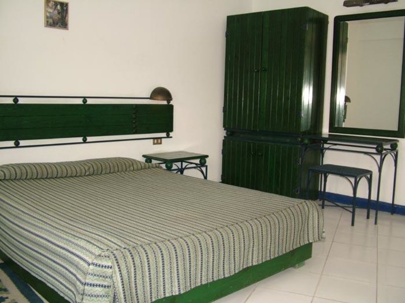 Ambassador Club 26508