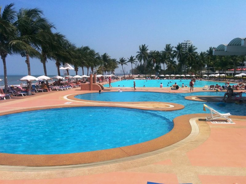 Ambassador Garden Wing 220994