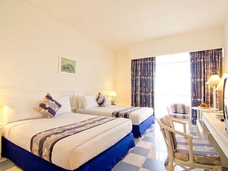 Ambassador Garden Wing 221004