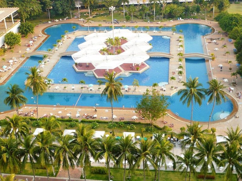 Ambassador Garden Wing 221005