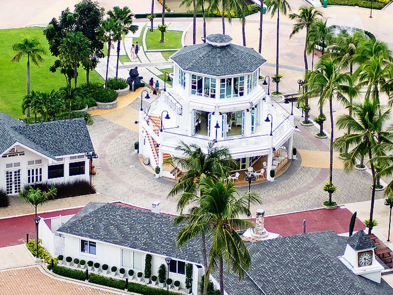 Ambassador Inn Wing 221011