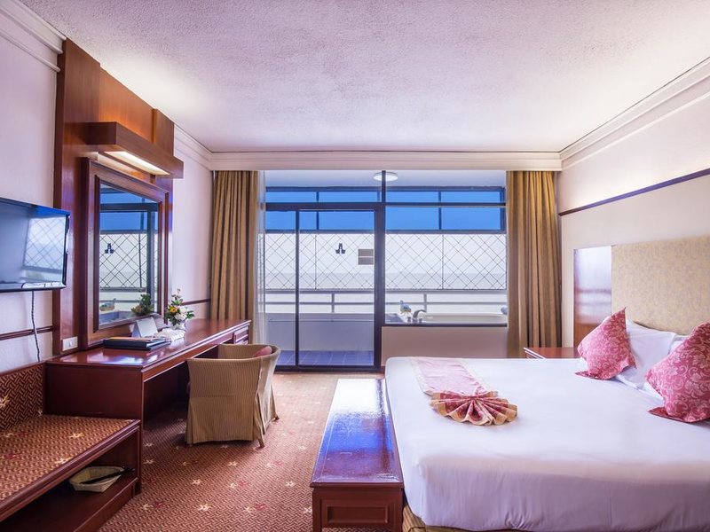 Ambassador Ocean Wing 221086