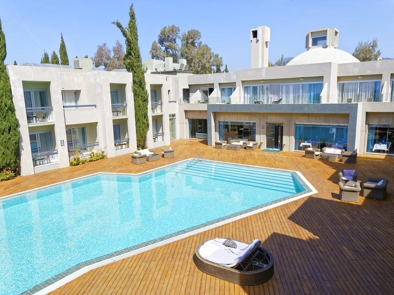 Ambrosia Hotel 185980