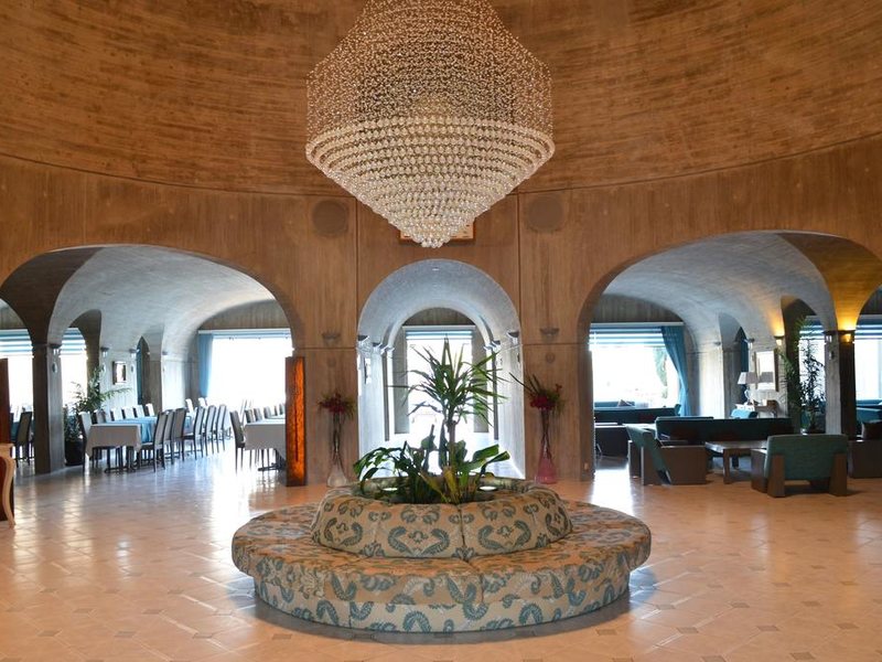 Ambrosia Hotel 186000