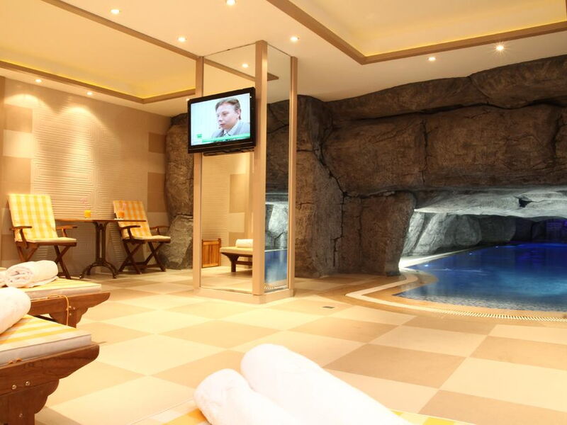 Amethyst Hotel 182508