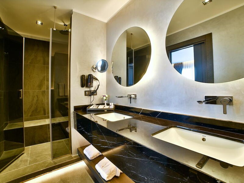 Amethyst Hotel 294372
