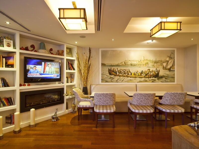 Amira Hotel 240236