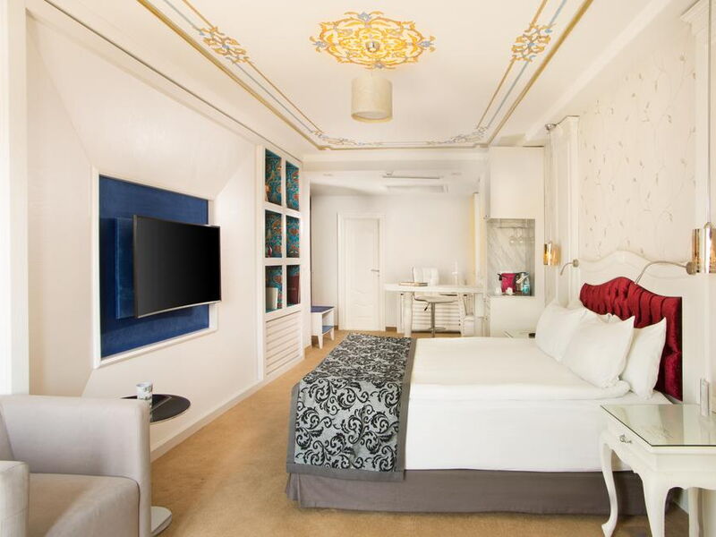 Amira Hotel 240239