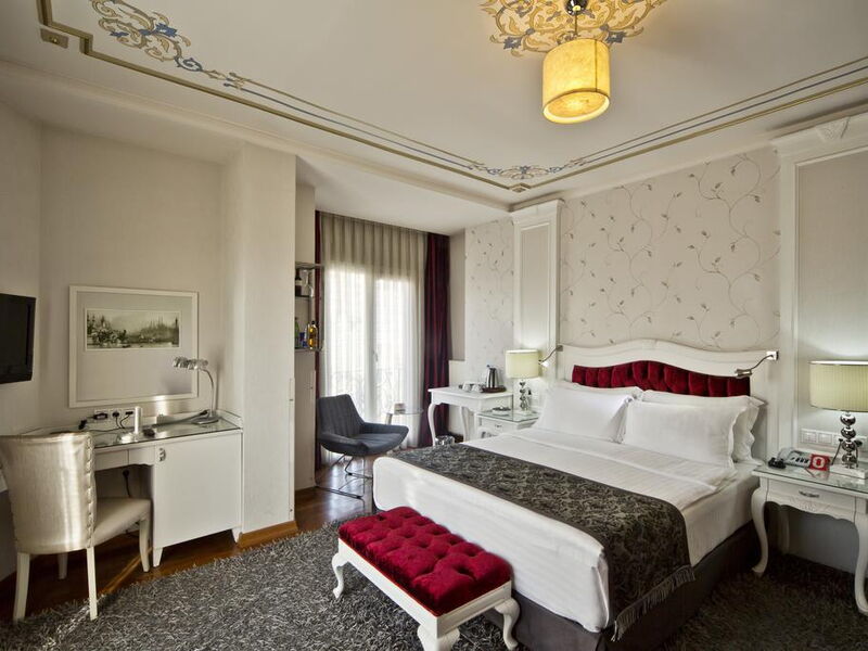 Amira Hotel 240243