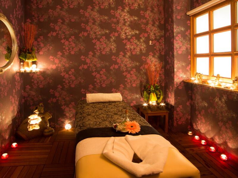 Amira Hotel 240247