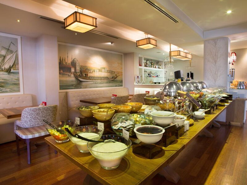 Amira Hotel 240256