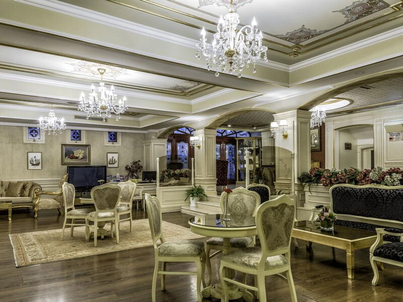 Amiral Palace Hotel 294379