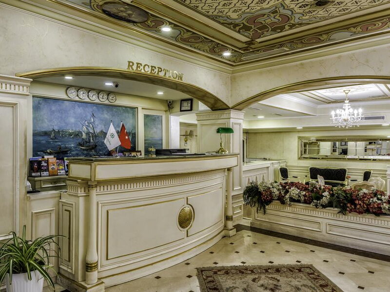Amiral Palace Hotel 294381
