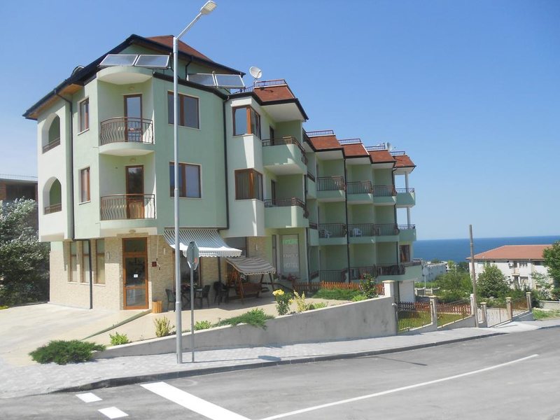 Amore Family Hotel 315228