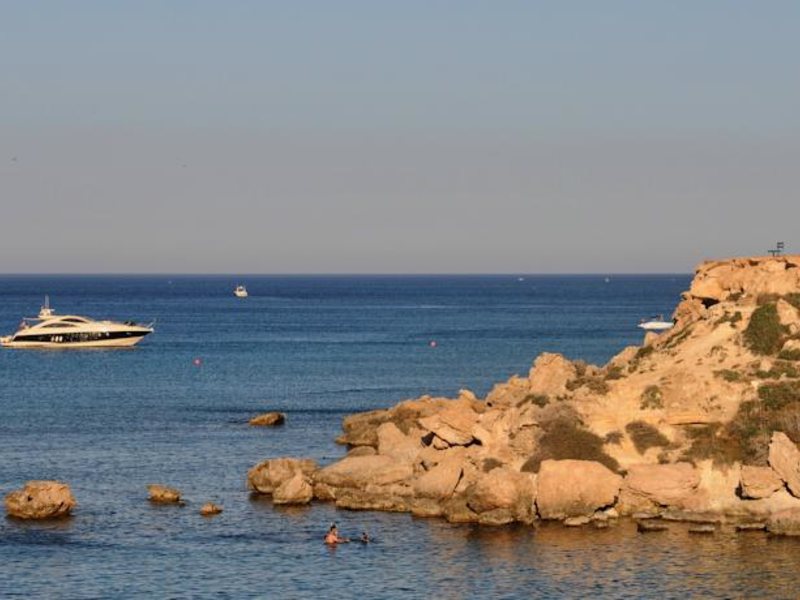 Amore Hotel Apartments 80712