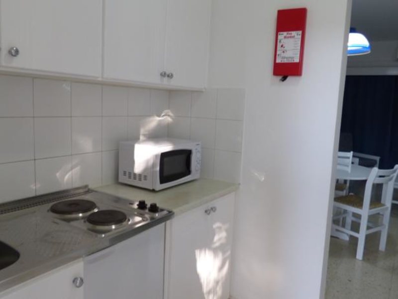 Amore Hotel Apartments 80744