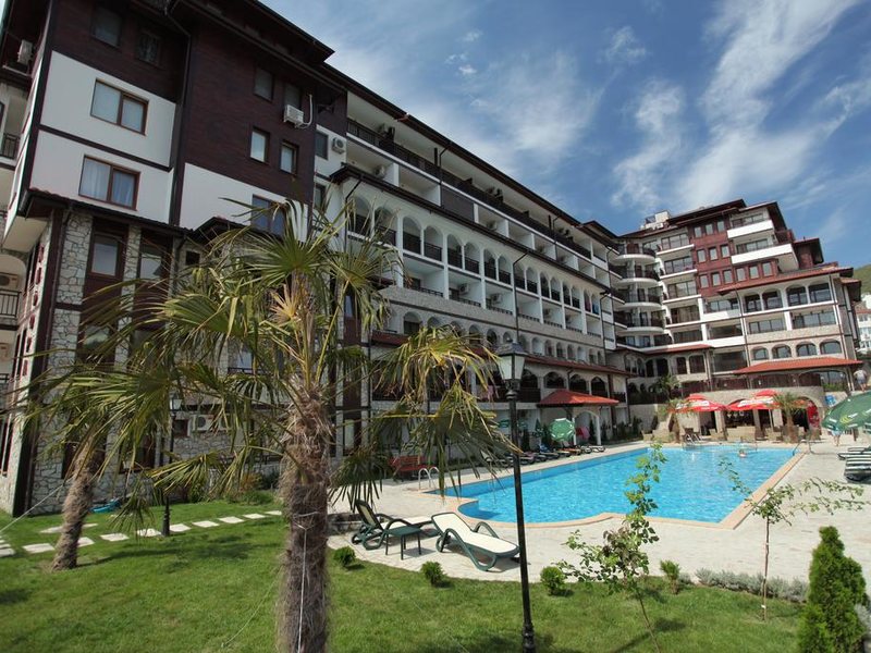 Amphora Apart Complex 175072