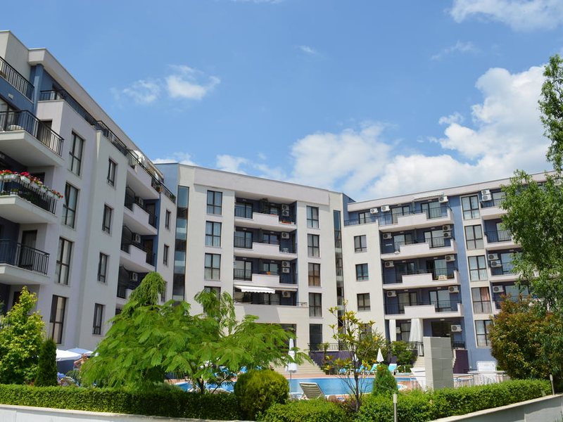 Amphora Palace  163503