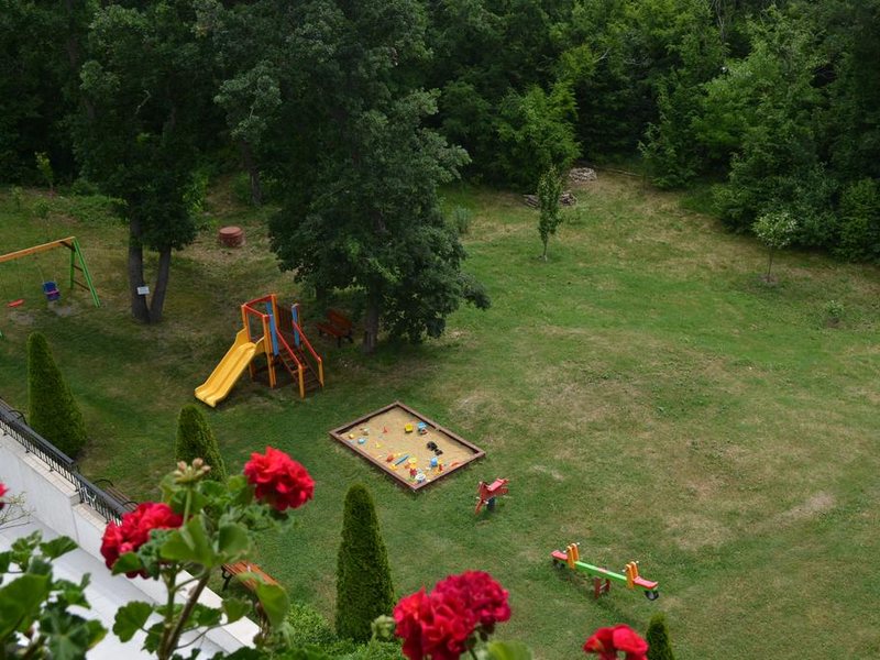 Amphora Palace  163515