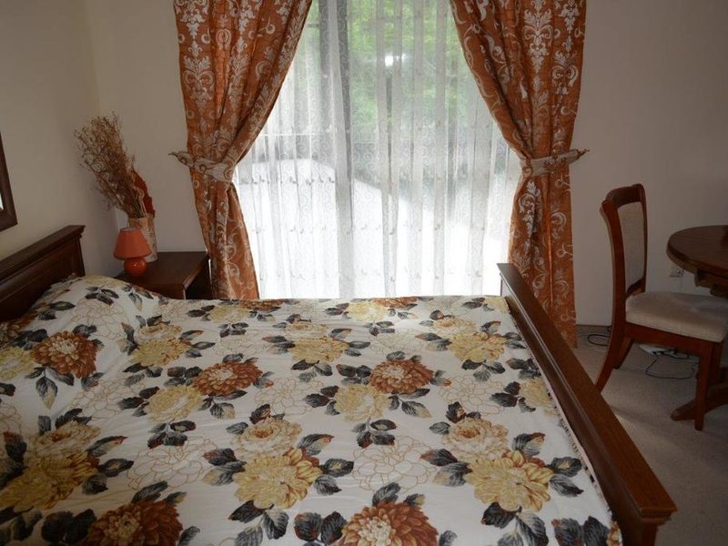 Amphora Palace  163522