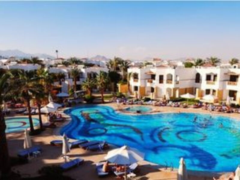 Amphoras Beach 326645