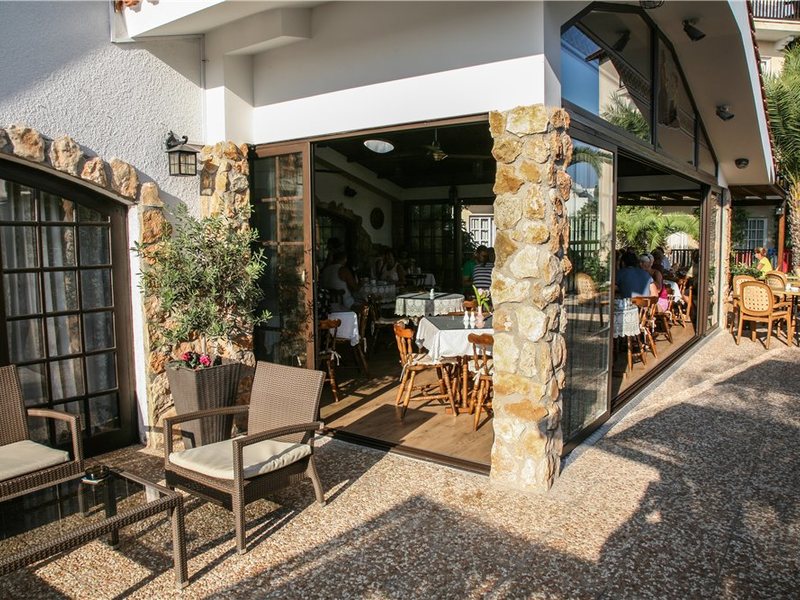 Anais Bay Hotel & Apts 99799