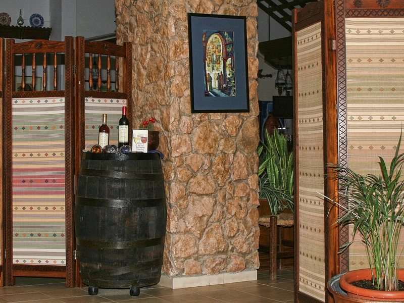 Anais Bay Hotel & Apts 99801