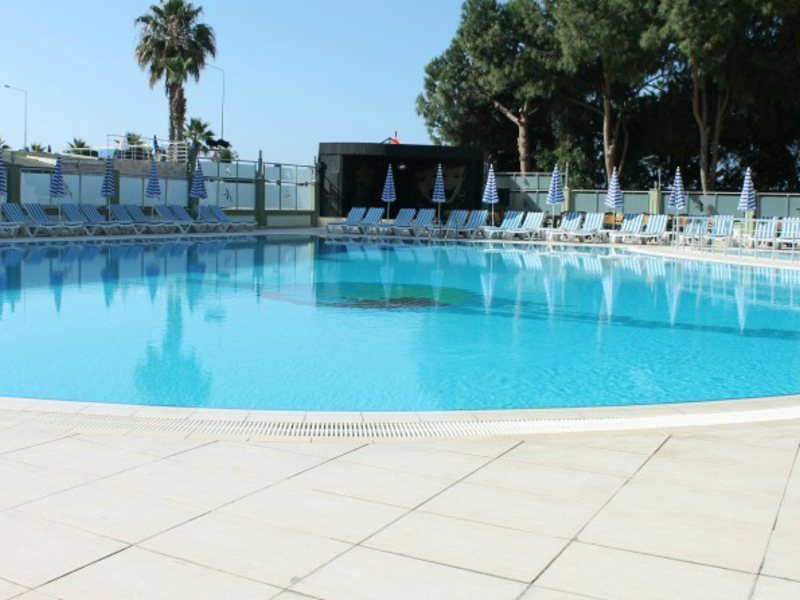 Ananas Hotel  158034