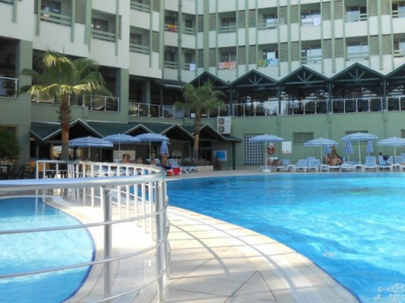 Ananas Hotel  158038