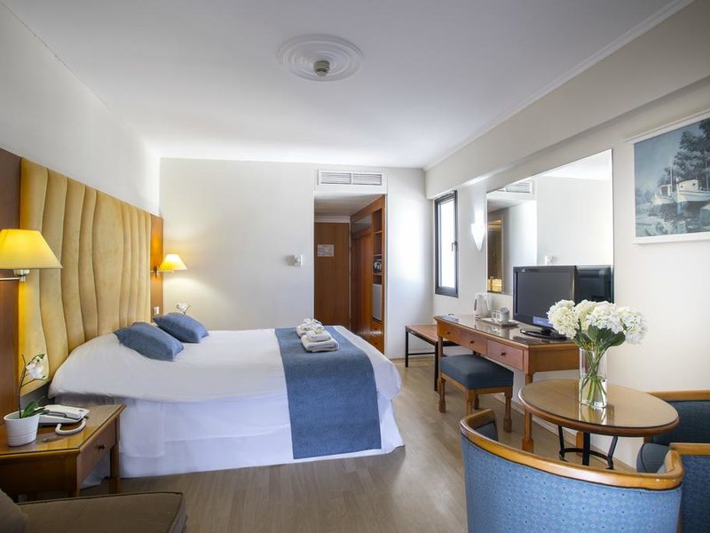 Anastasia Beach Hotel  271916