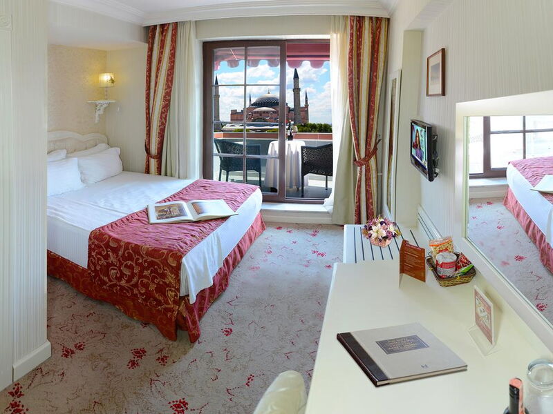 And Hotel  240277