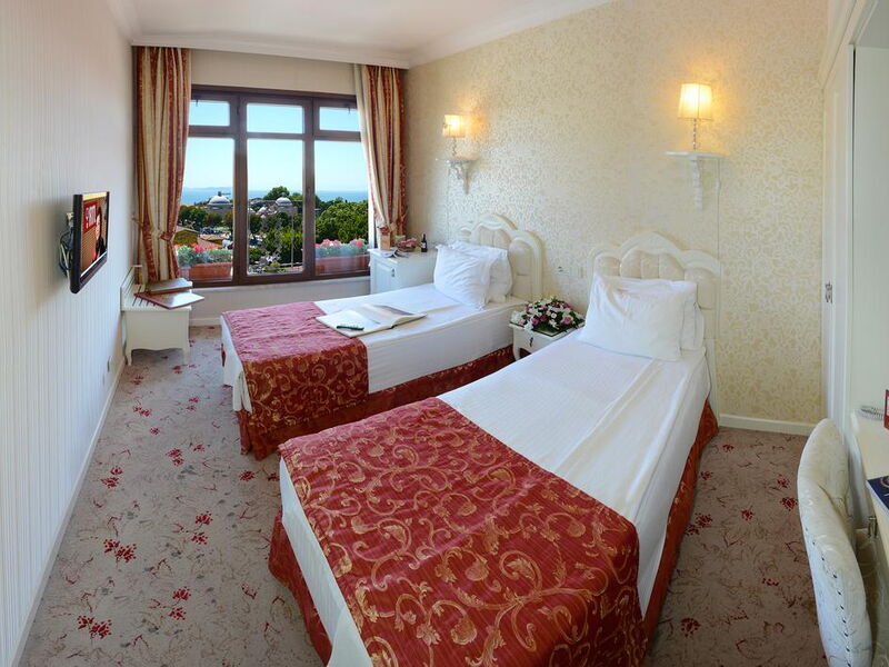 And Hotel  240282