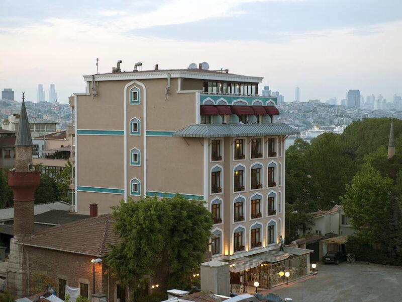 And Hotel  240283