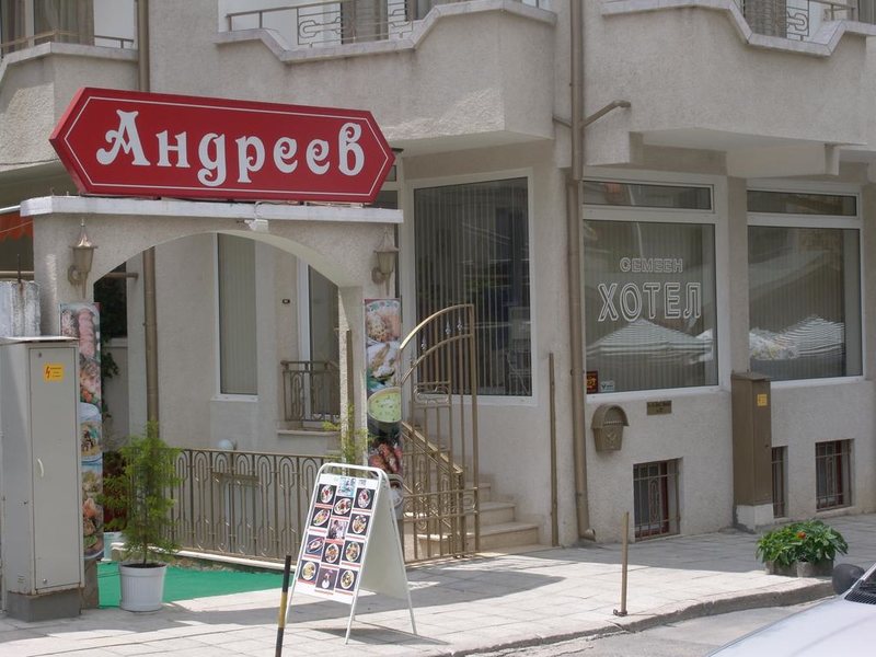 Andreev Family Hotel  162122