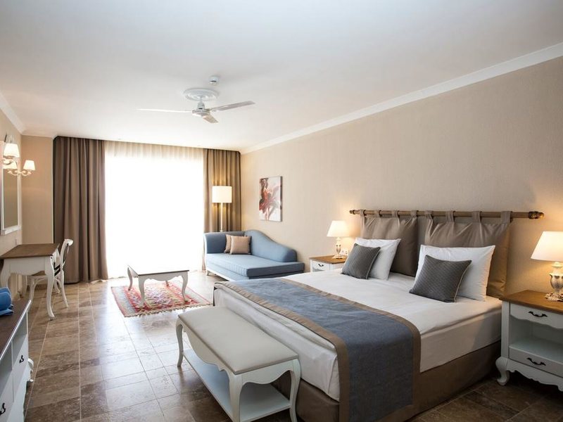 Andriake Beach Club Hotel 275740