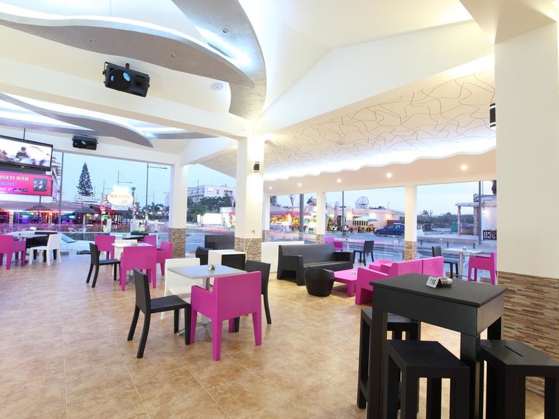 Androthea Hotel Apartments 204488