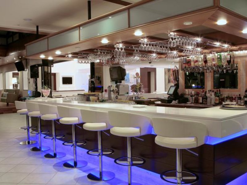 Anemi Hotel Aparts 88131