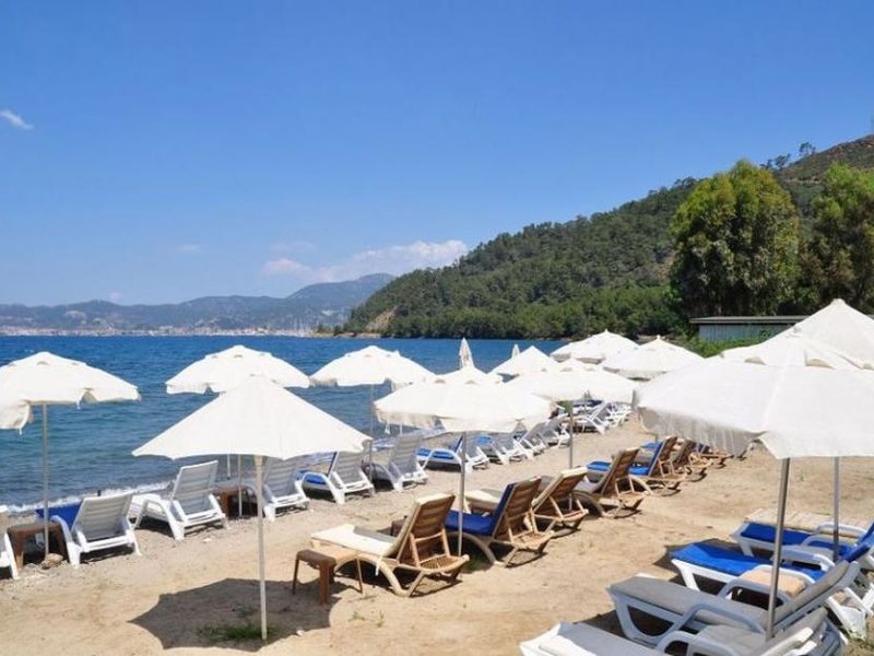 Anerissa Hotel  180238