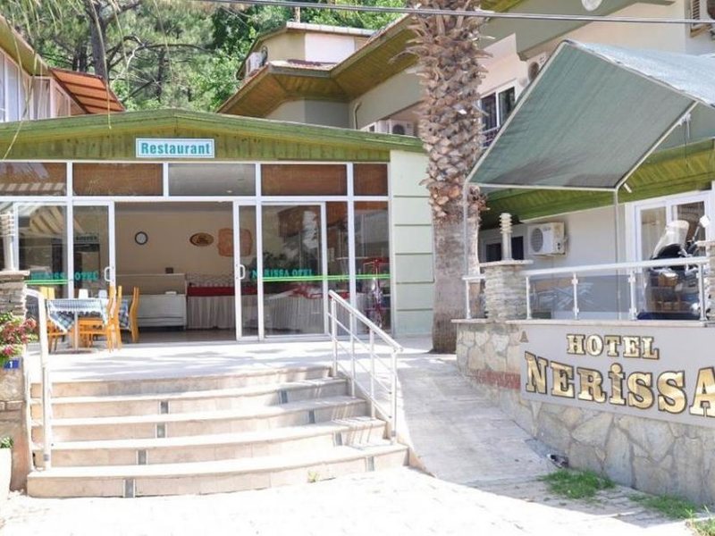 Anerissa Hotel  180239