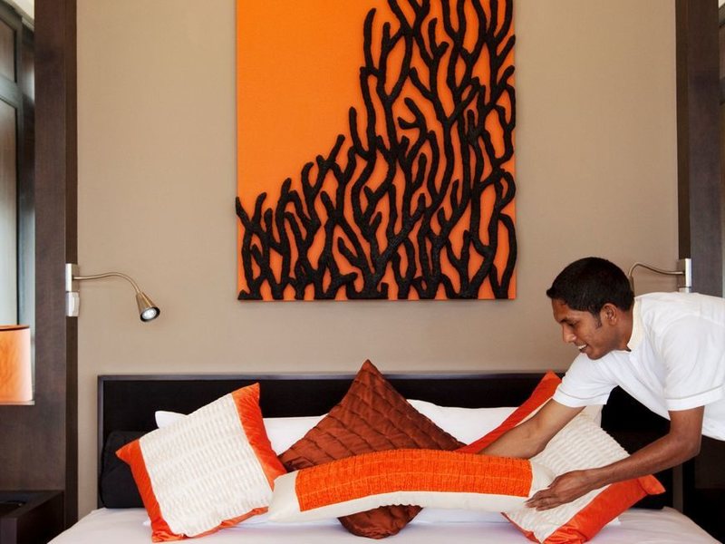 Angsana Velavaru 133703