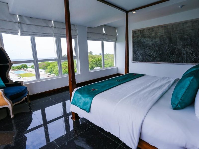 Anilana Nilaveli  109475