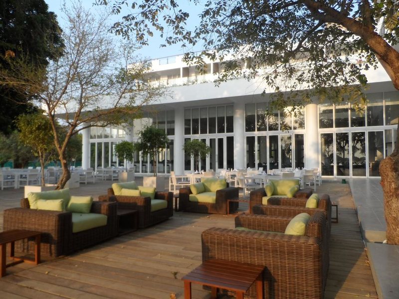 Anilana Nilaveli  109493