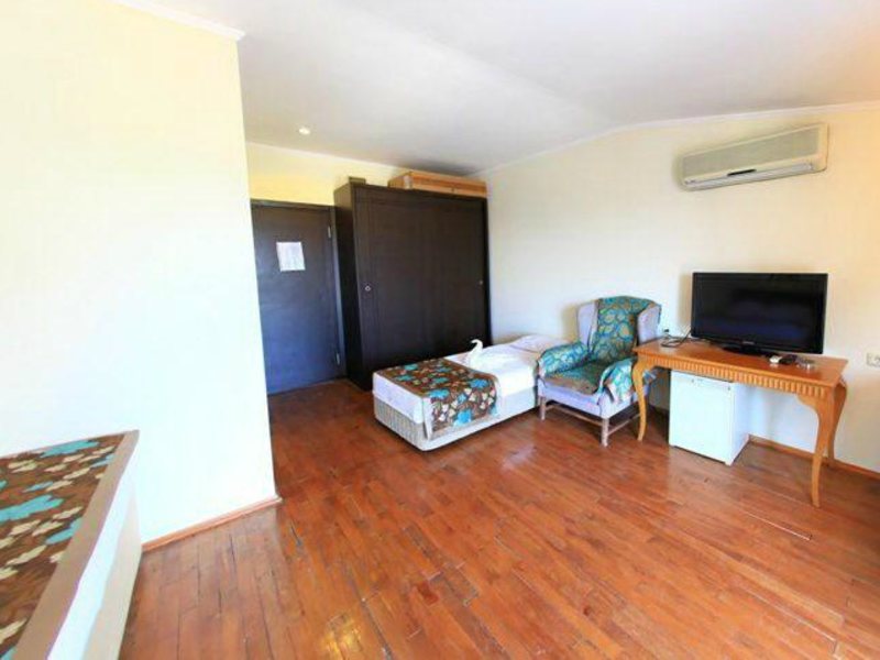 Anita Venus Beach   (ех 105294