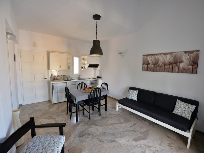 Anna Apartments 245637