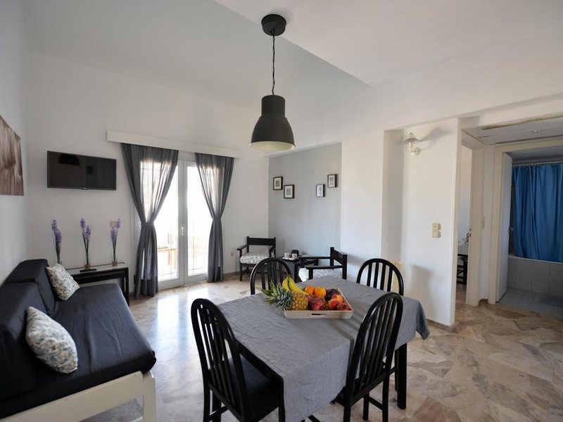 Anna Apartments 245638