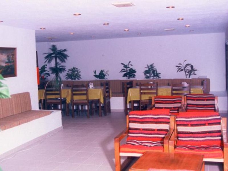 Anna Hotel 100508