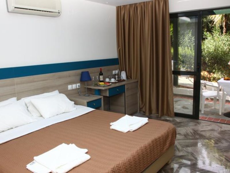 Anna Maria Village  77547