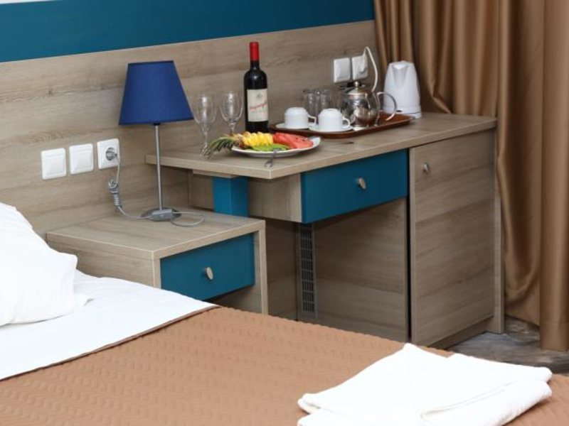 Anna Maria Village  77549