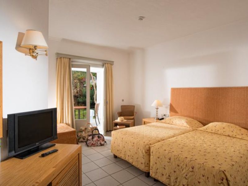 Annabelle Beach Resort  (ex 87159